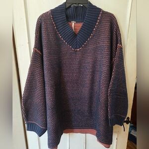 NWTs Free People Maisie Oversize Sweater. Size Medium. Midnight Cedar Color.